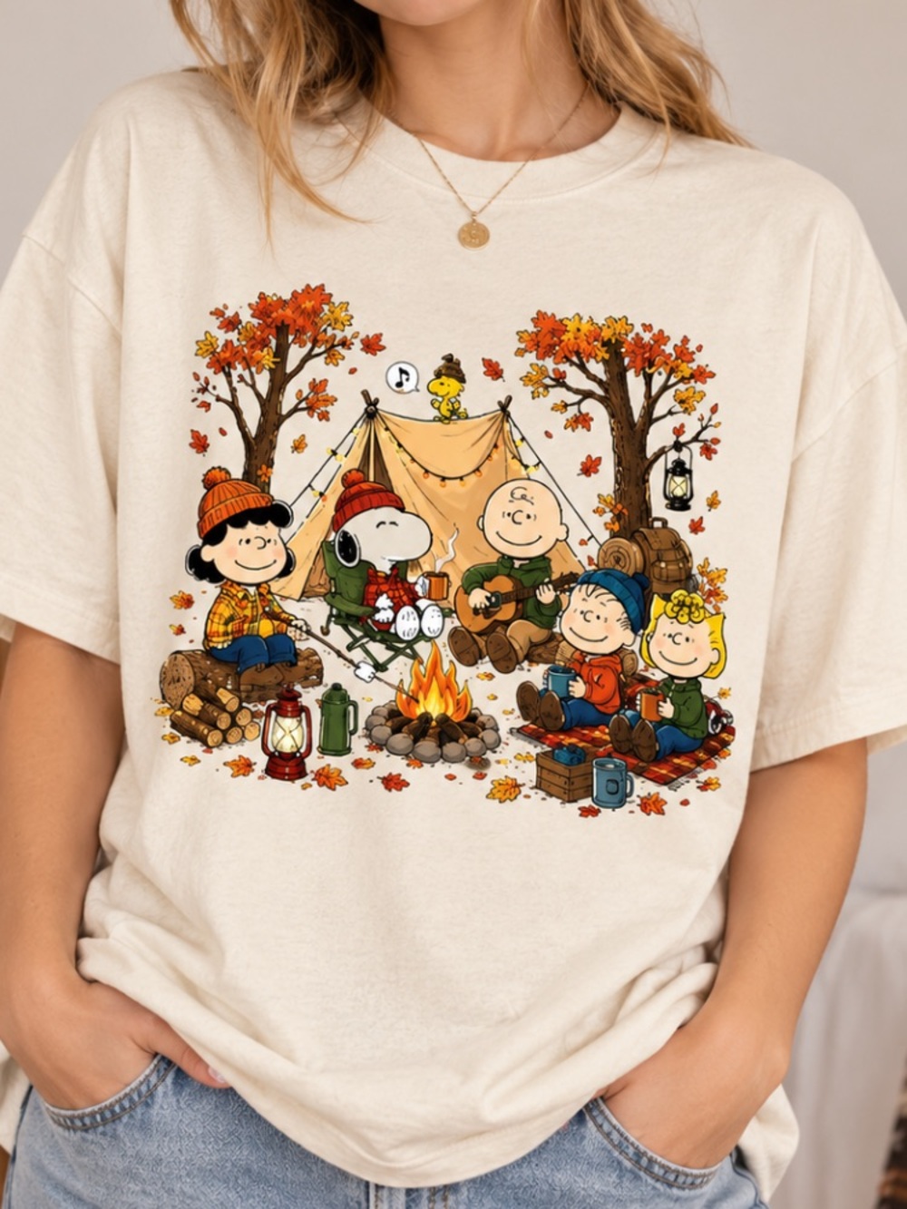 Peanuts Snoopy Camping Autumn Campfire Fall Leaves Vintage White T-Shirt